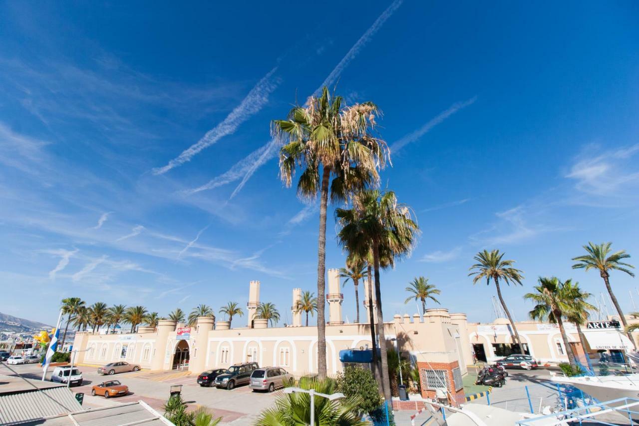 Hotel Apartamento Pyr Fuengirola Private Sunny Pool Side Exterior photo
